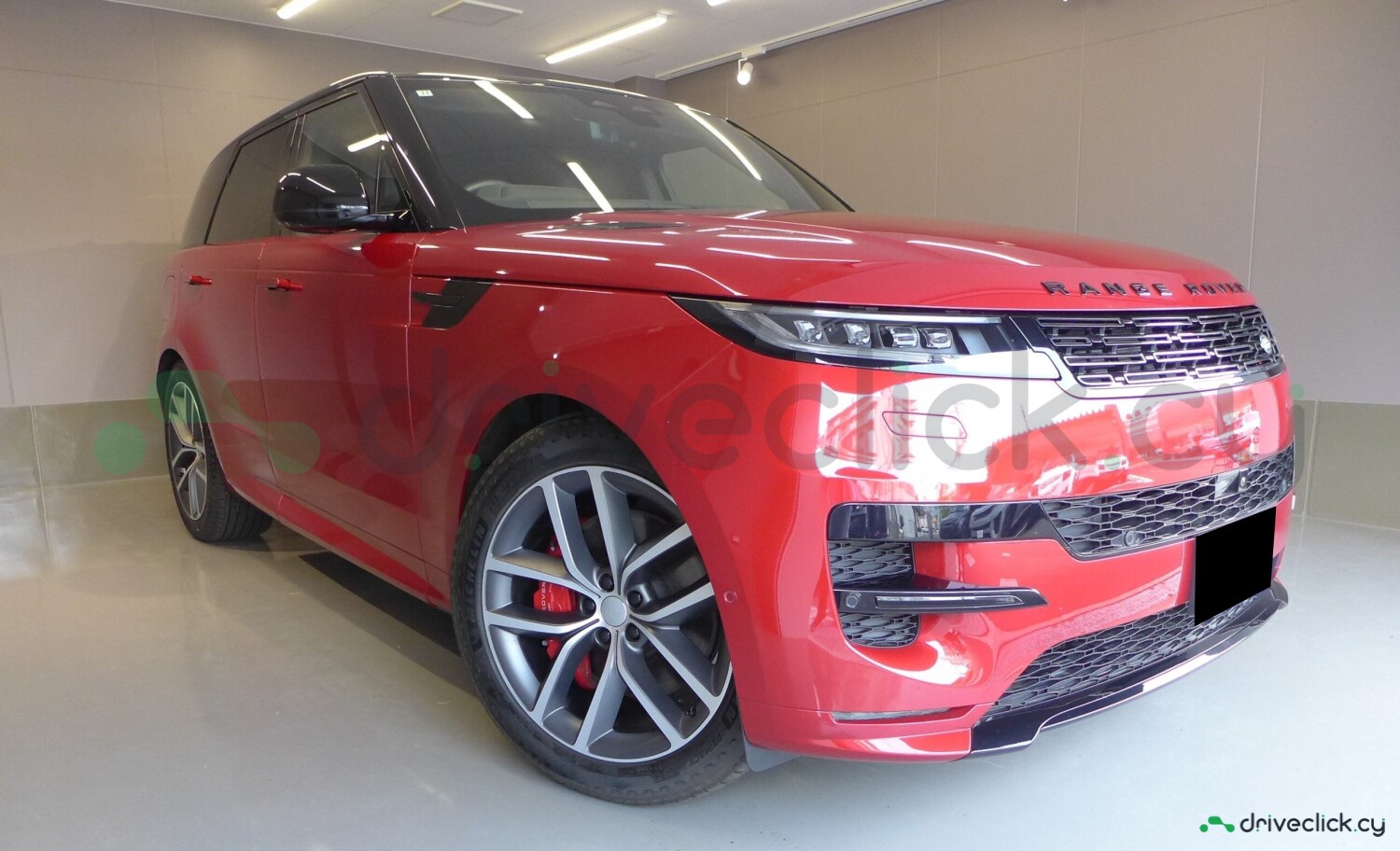 2025 Land Rover Range Rover Sport P550e — Red — 2255 km