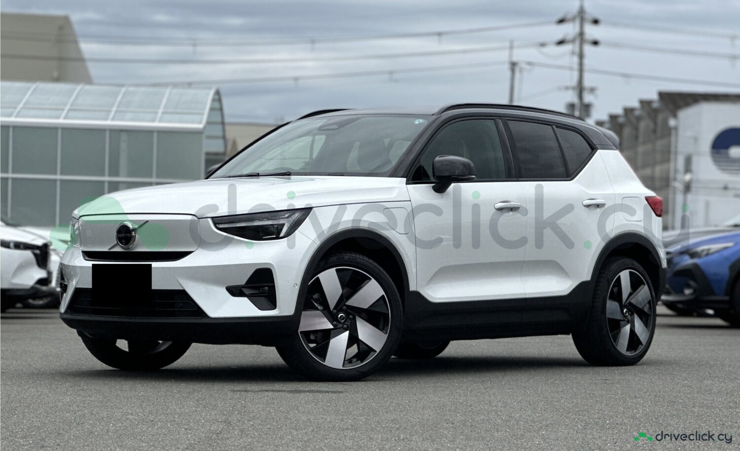 2025 Volvo EX30 Ultra Single Motor Extended — White — 4000 km