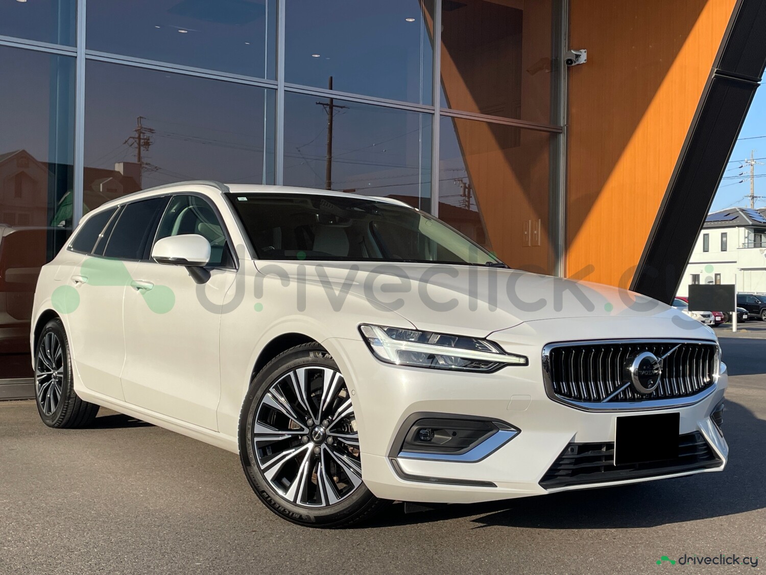Volvo V60 Ultimate B4