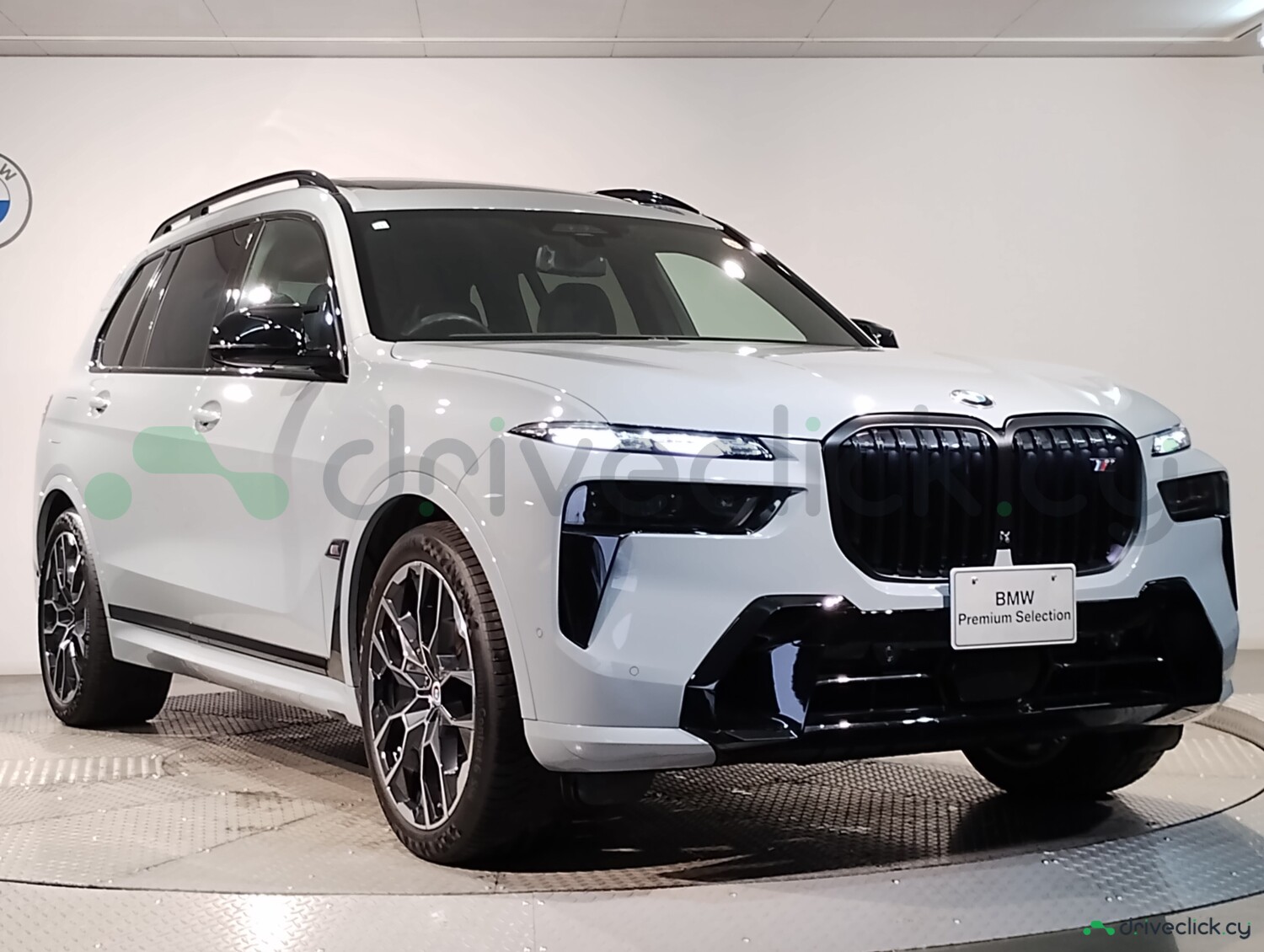 BMW X7 M60i