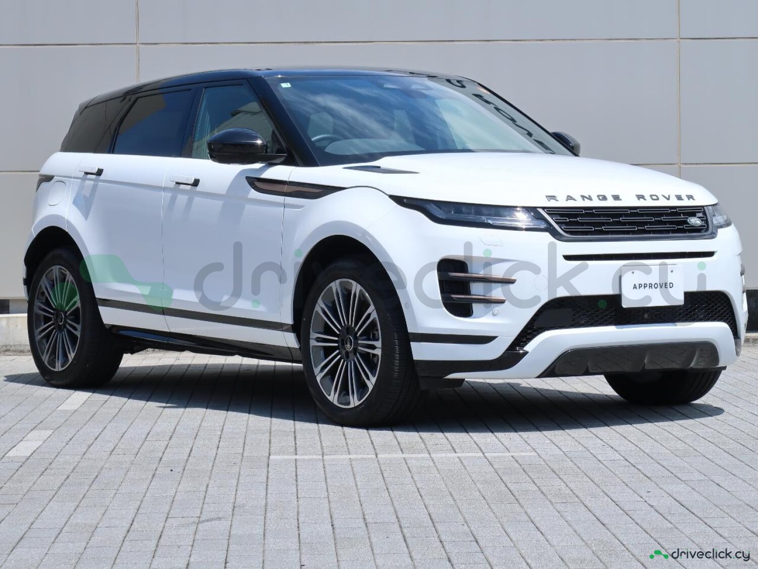 Land Rover Range Rover Evoque P300e R-Dynamic SE