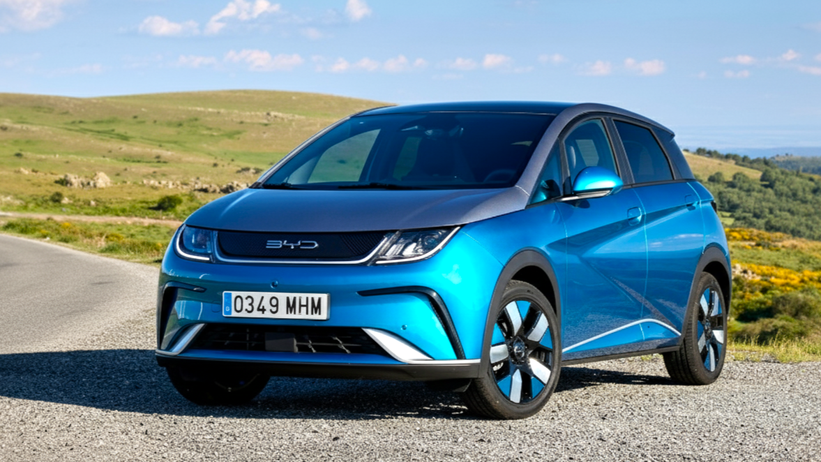 BYD Dolphin голубого цвета